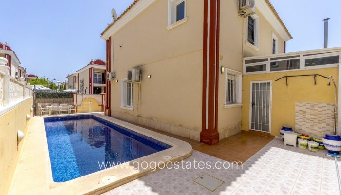 Te koop - Huis - Stadswoning - Orihuela - Campoamor