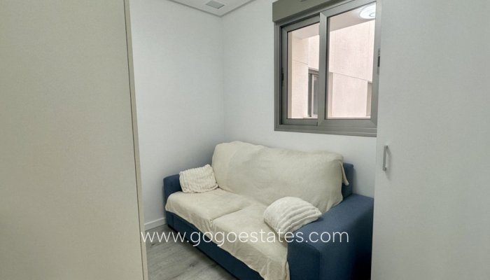 Te koop - Appartement - Appartement op de middelste verdieping - Orihuela - Villamartin