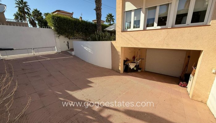 Te koop - Huis - Vrijstaande Villa - San Miguel De Salinas - San Miguel de Salinas Centro