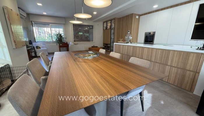 Te koop - Huis - Vrijstaande Villa - San Miguel De Salinas - San Miguel de Salinas Centro