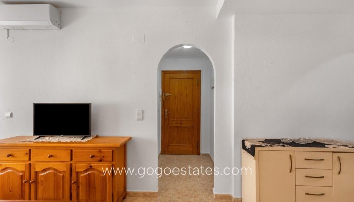 Te koop - Appartement - Studio op de middelste verdieping - Torrevieja - Playa del Cura