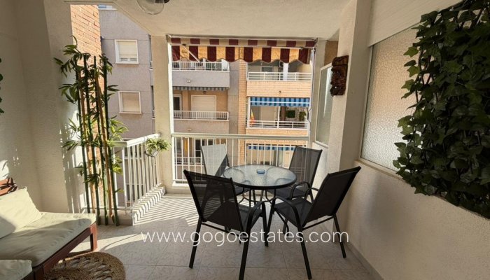 Te koop - Appartement - Appartement op de middelste verdieping - Torrevieja - Playa del Cura
