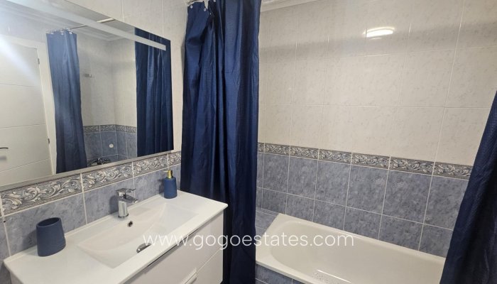 Te koop - Appartement - Appartement op de middelste verdieping - Torrevieja - Aguas Nuevas