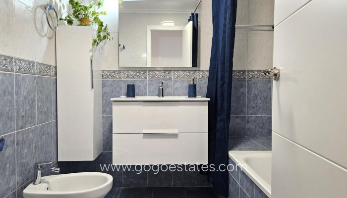 Te koop - Appartement - Appartement op de middelste verdieping - Torrevieja - Aguas Nuevas