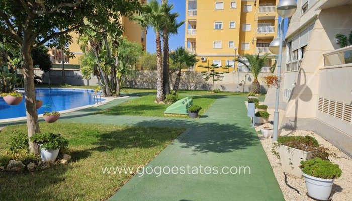 Te koop - Appartement - Appartement op de middelste verdieping - Torrevieja - Aguas Nuevas