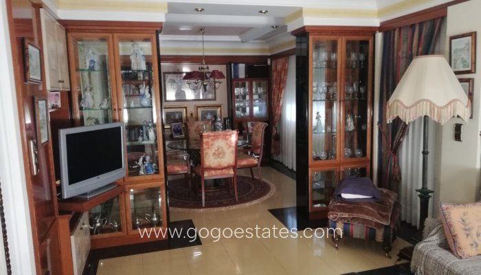 Revente - Maison - Villa Individuelle - Yecla - Yecla Centro