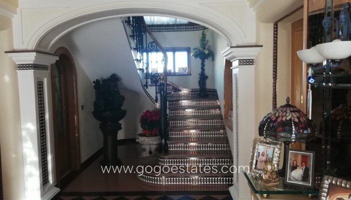 Revente - Maison - Villa Individuelle - Yecla - Yecla Centro