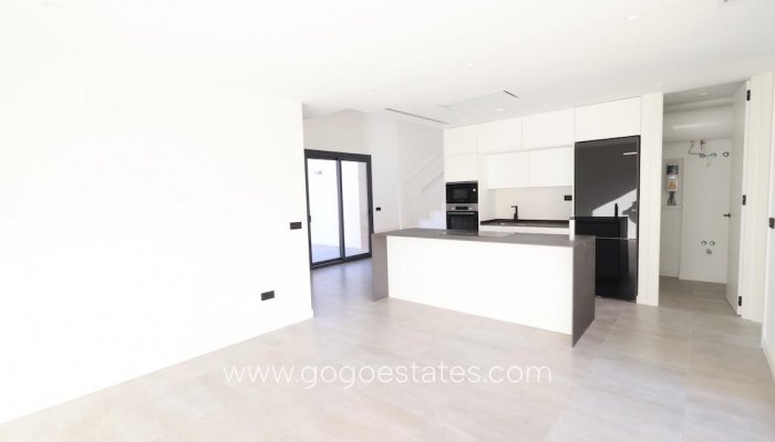 Te koop - Huis - Vrijstaande Villa - Los Alcazares - Los Alcazares Centro