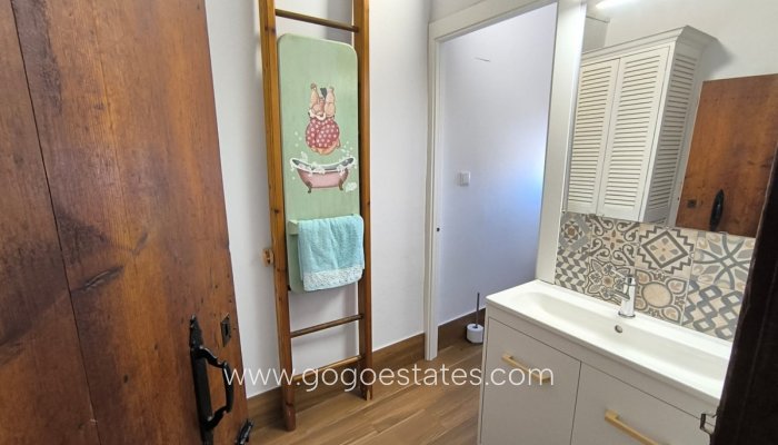 Te koop - Huis - Stadswoning - Yecla - Raspay