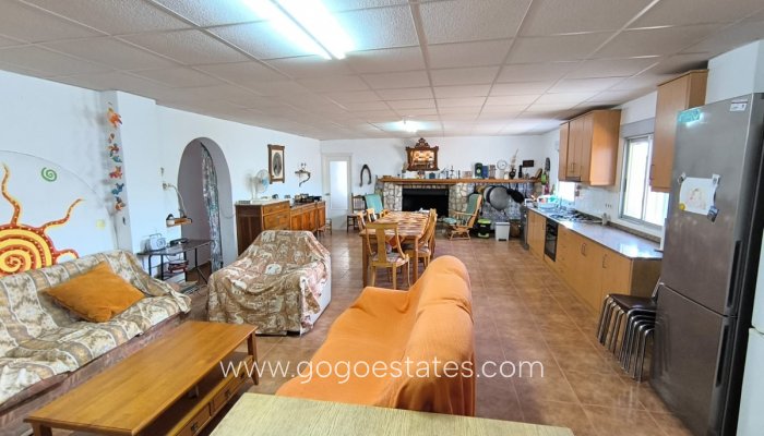 Te koop - Huis - Finca - Cortijo - Yecla - Yecla Centro