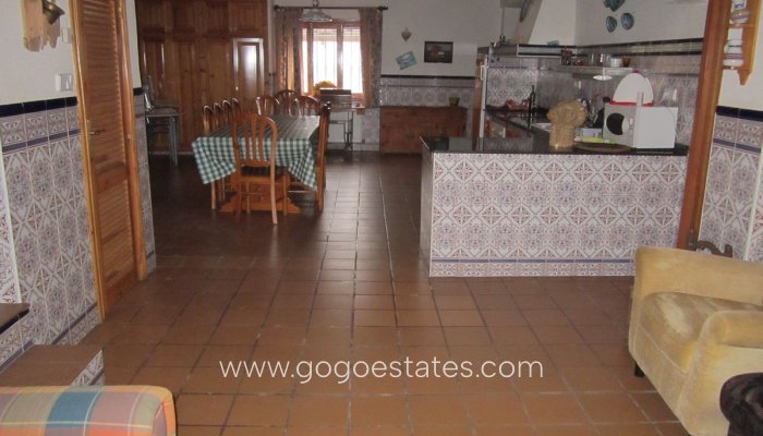 Te koop - Huis - Vrijstaande Villa - Yecla - Yecla Centro