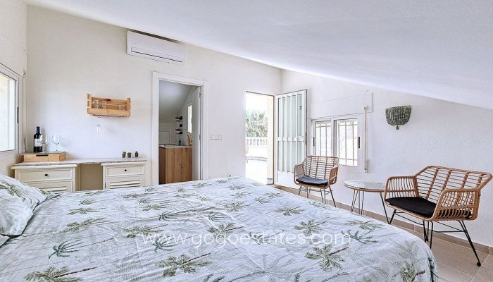 Te koop - Huis - Vrijstaande Villa - Los Alcazares - Los Alcazares Centro