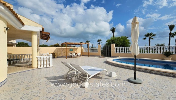 Te koop - Huis - Vrijstaande Villa - Los Alcazares - Los Alcazares Centro