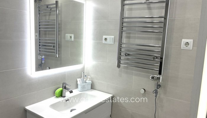 Te koop - Appartement - Appartement op de middelste verdieping - Torre - Pacheco - Torre-Pacheco Centro