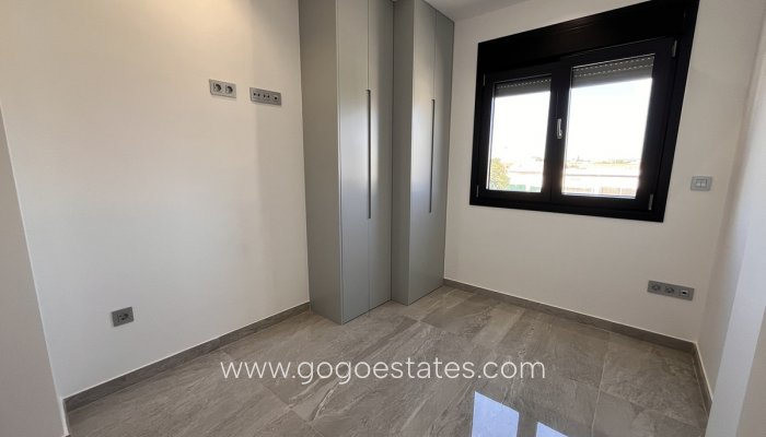 Te koop - Huis - Vrijstaande Villa - San Pedro Del Pinatar - San Pedro del Pinatar Centro