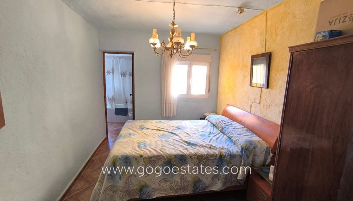 Te koop - Huis - Vrijstaande Villa - Yecla - Yecla Centro