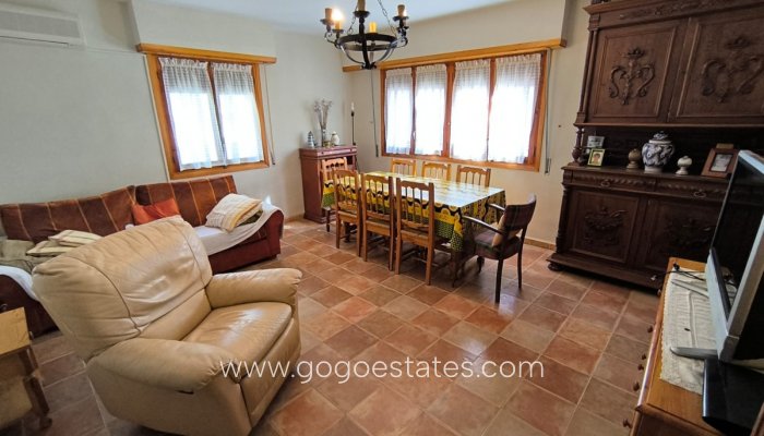 Te koop - Huis - Vrijstaande Villa - Yecla - Yecla Centro