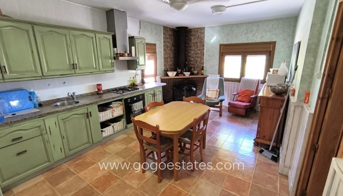 Te koop - Huis - Vrijstaande Villa - Yecla - Yecla Centro