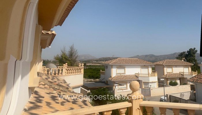 Revente - Maison - Villa Individuelle - Fortuna - El Reloj