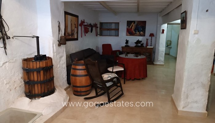 Te koop - Huis - Finca - Cortijo - Yecla - Yecla Centro