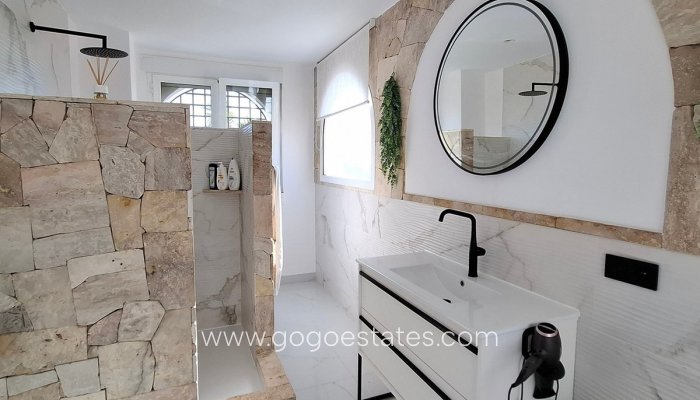 Wiederverkauf - Haus - Freistehende Villa - Palomares