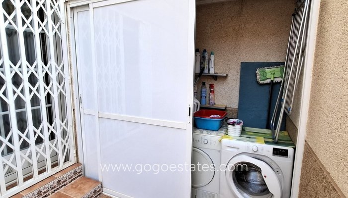 Wiederverkauf - Haus - Freistehende Villa - Huércal-Overa