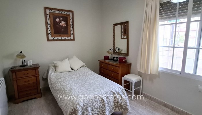 Wiederverkauf - Haus - Freistehende Villa - Huércal-Overa