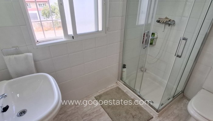 Wiederverkauf - Haus - Freistehende Villa - Huércal-Overa