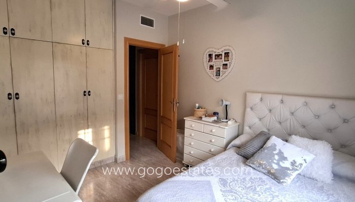 Wiederverkauf - Haus - Freistehende Villa - Huércal-Overa