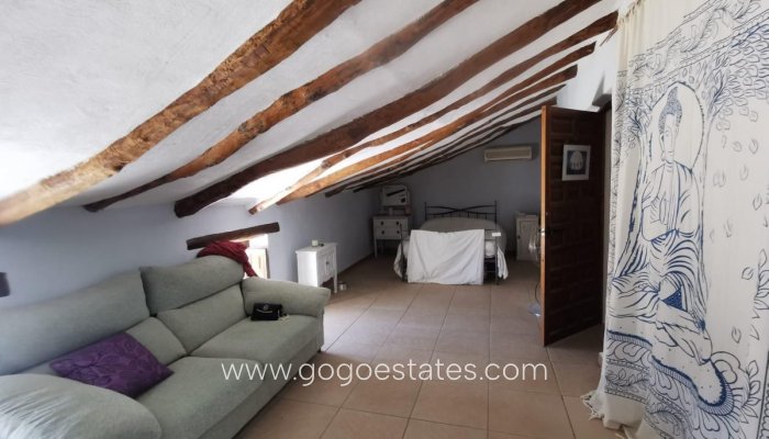 Revente - Maison - Villa Individuelle - Oria