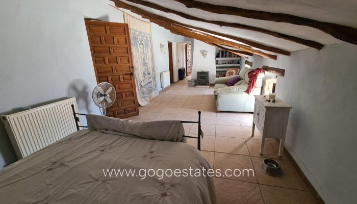 Revente - Maison - Villa Individuelle - Oria