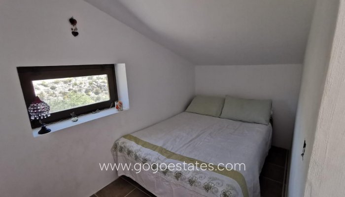 Revente - Maison - Villa Individuelle - Oria