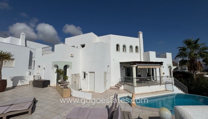 Te koop - Huis - Vrijstaande Villa - Mojacar