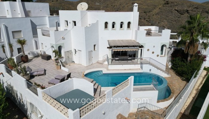 Te koop - Huis - Vrijstaande Villa - Mojacar