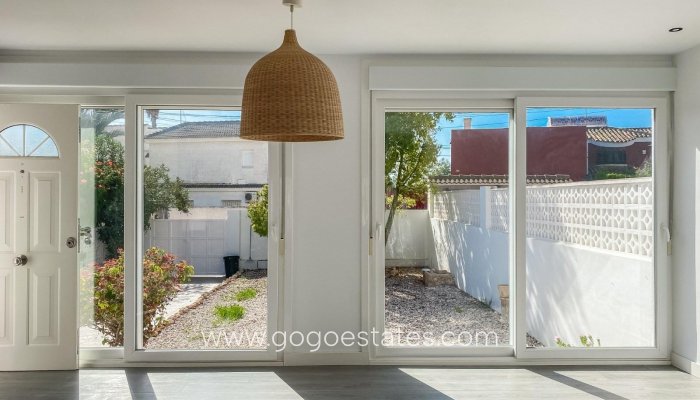 Te koop - Villa - Torrevieja - Aguas Nuevas