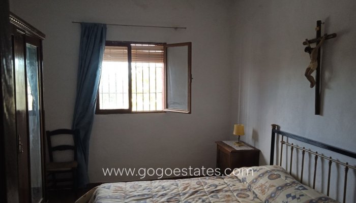 Resale - Cortijo - Freila