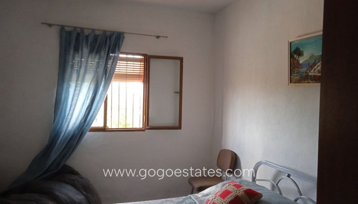 Resale - Cortijo - Freila