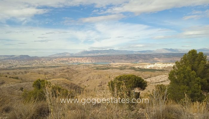 Resale - Cortijo - Freila