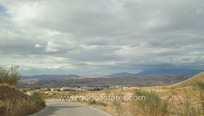 Resale - Cortijo - Freila