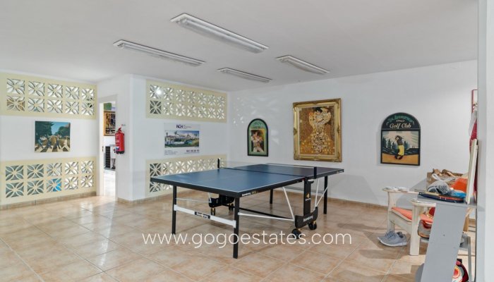 Resale - Villa - Málaga - Marbella