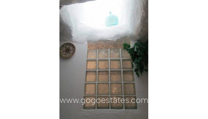 Resale - Villa - Cuevas del Campo - Andalucia