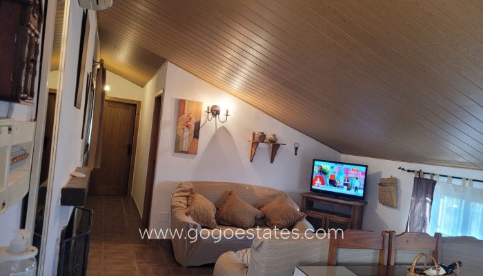 Resale - Villa - Cuevas del Campo - Granada