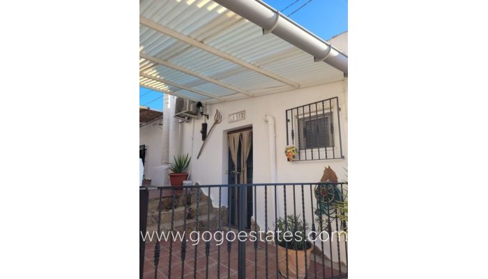 Resale - Villa - Cuevas del Campo - Granada