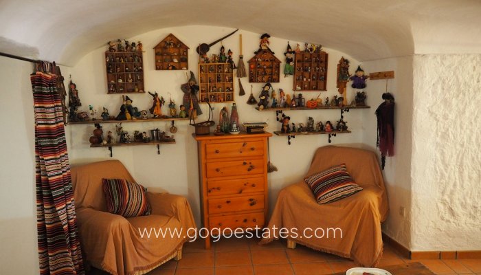 Resale - Casa Cueva - Cuevas del Campo - Granada