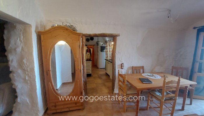 Resale - Casa Cueva - Cuevas del Campo - Granada