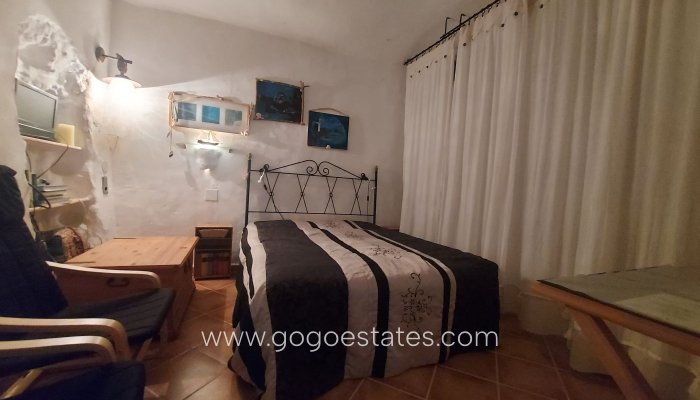 Resale - Casa Cueva - Cuevas del Campo - Granada