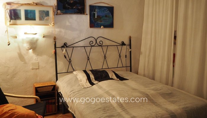 Resale - Casa Cueva - Cuevas del Campo - Granada