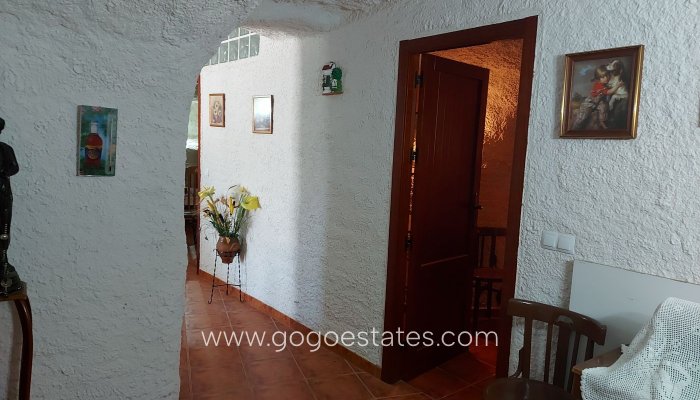 Resale - Villa - Cuevas del Campo - Granada