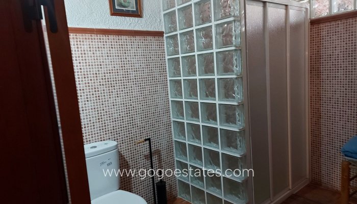 Resale - Villa - Cuevas del Campo - Granada