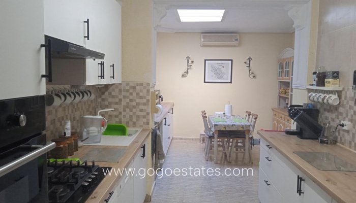 Resale - Semi-detached duplex - Cuevas del Campo - Granada